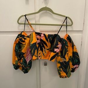 Tropical crop top w puff sleeves